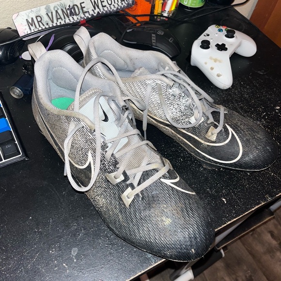 Nike vapor edge cleats - Picture 1 of 3
